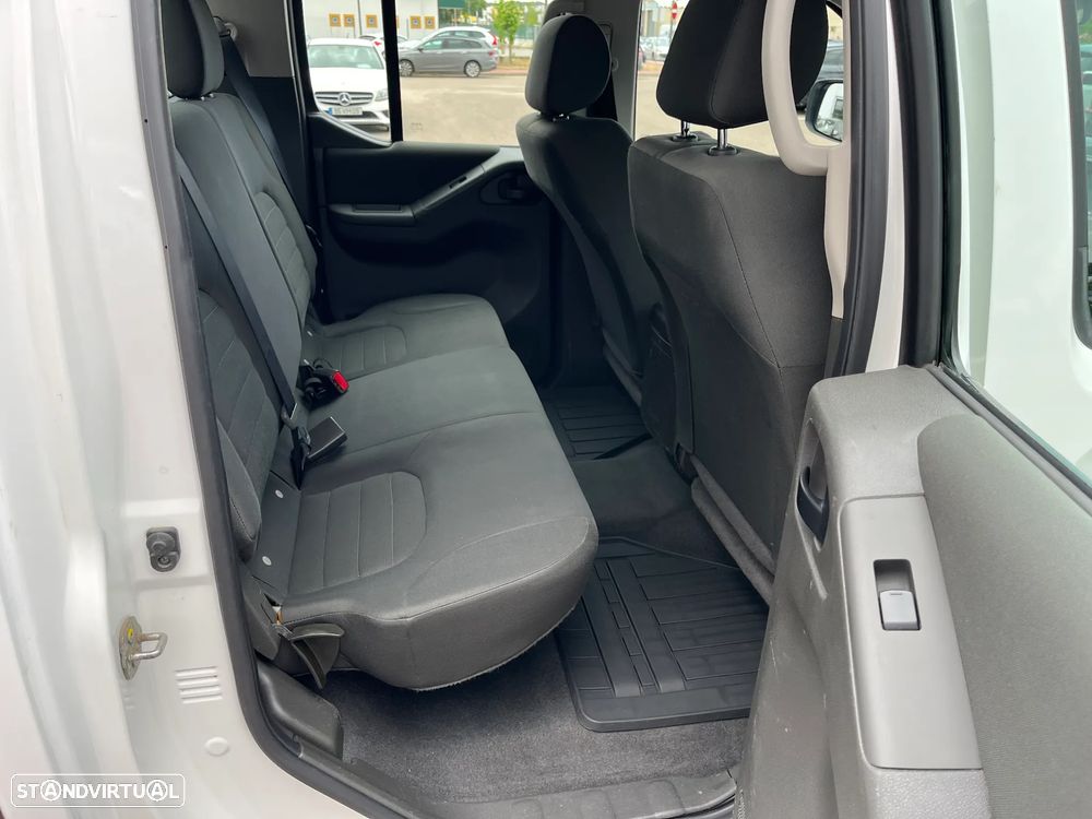 Nissan Navara XE - 16