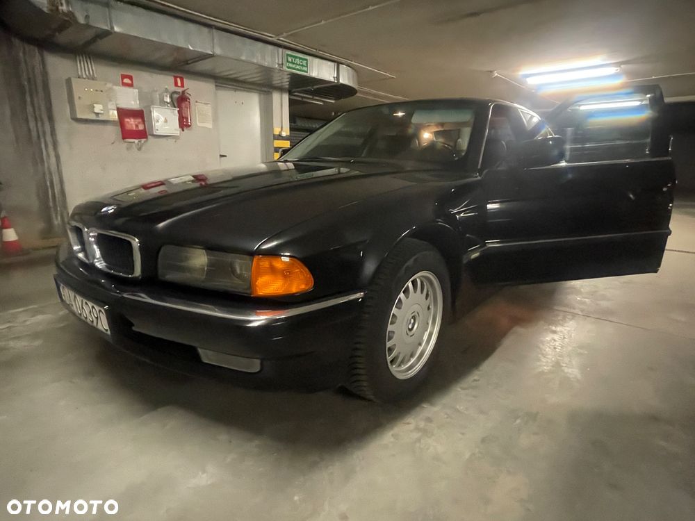 BMW Seria 7 - 1