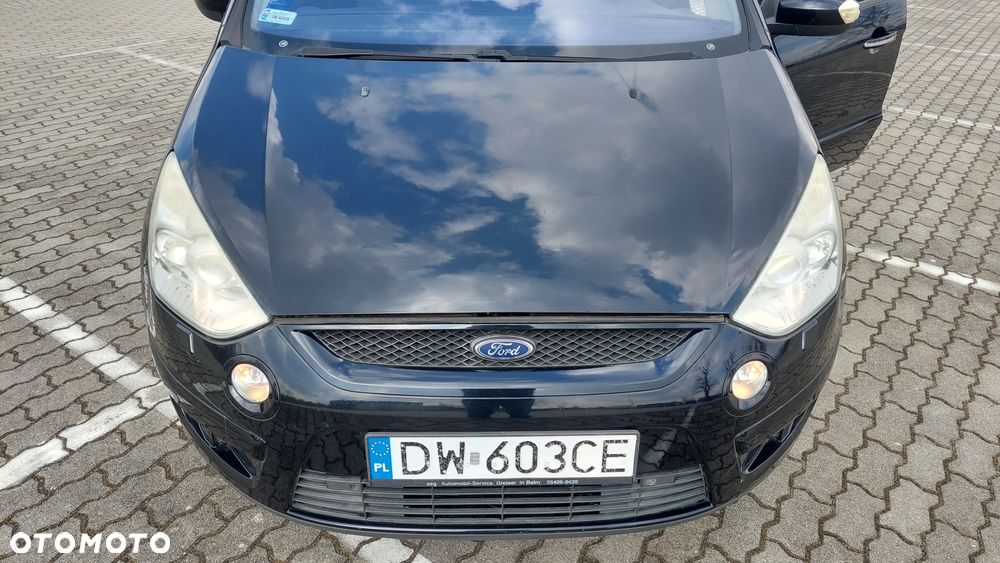 Ford S-Max 2.0 Titanium - 28