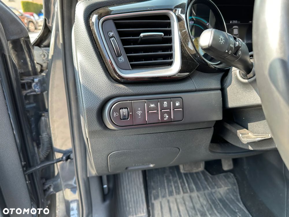 Kia XCeed - 17