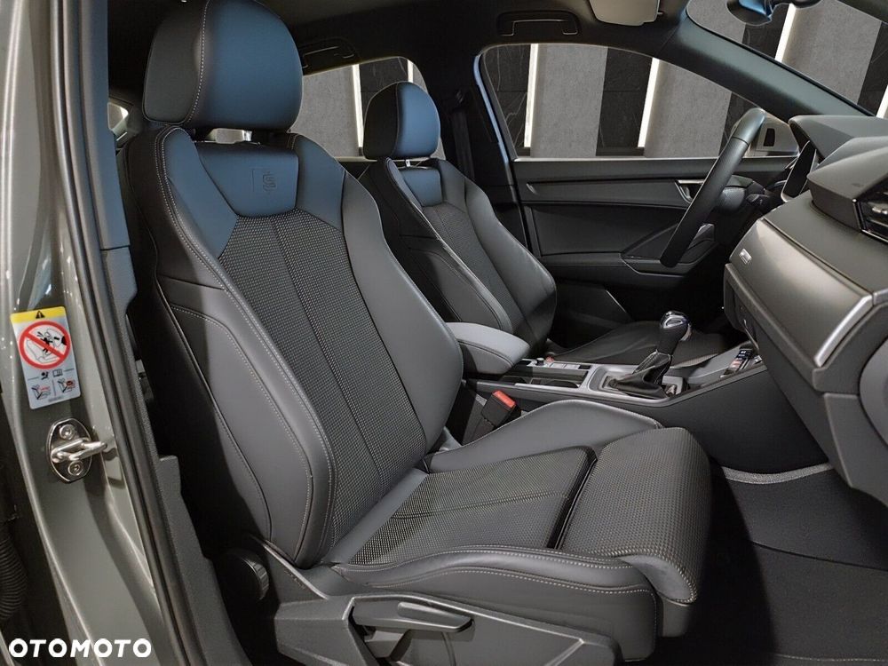 Audi Q3 Sportback - 18