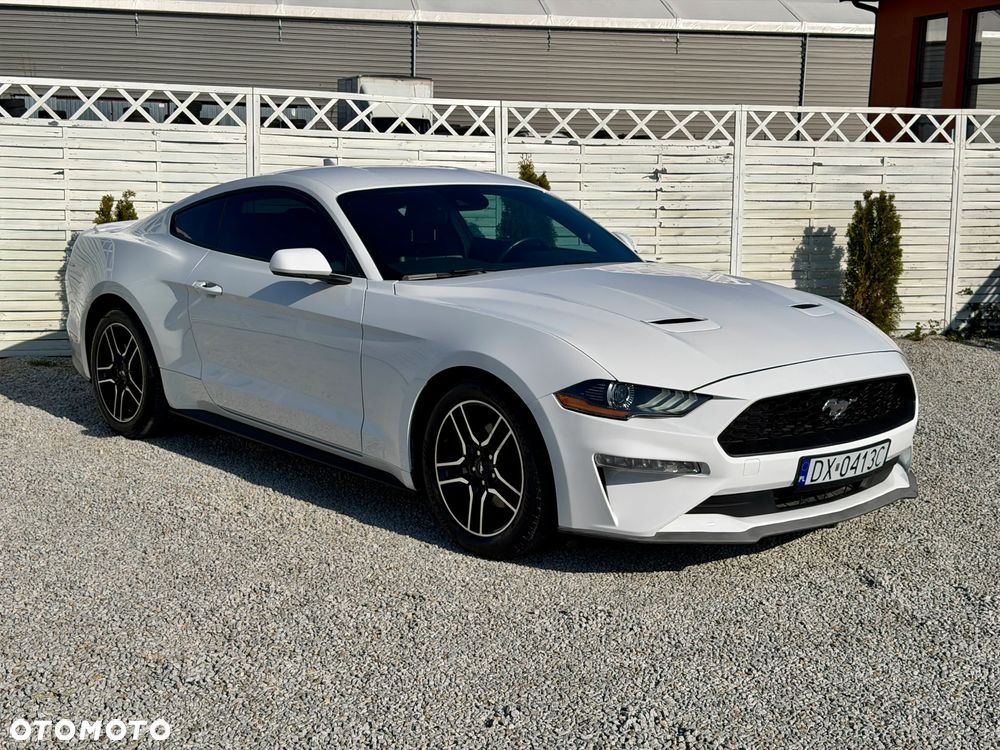 Ford Mustang 2.3 EcoBoost - 4