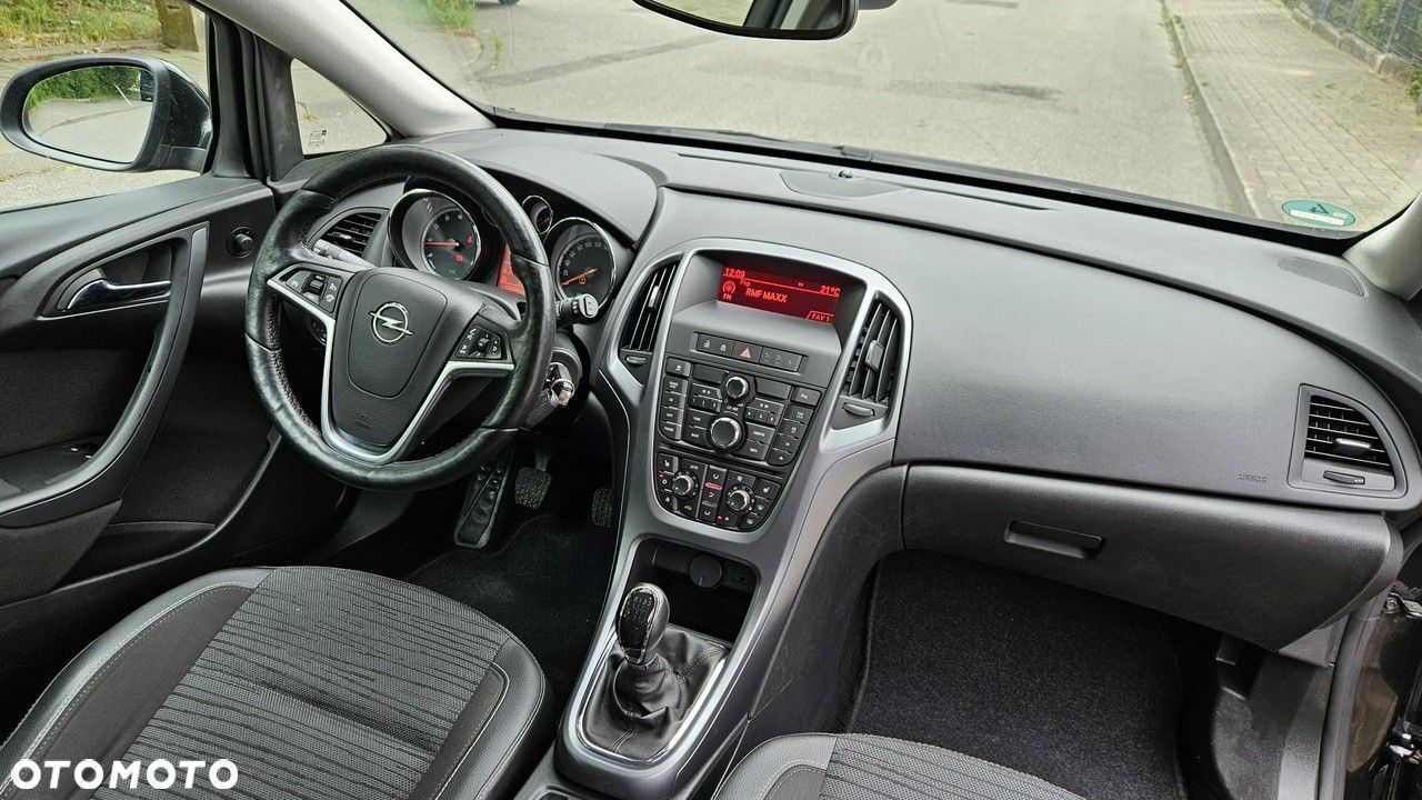 Opel Astra 1.4 Turbo Selection - 26