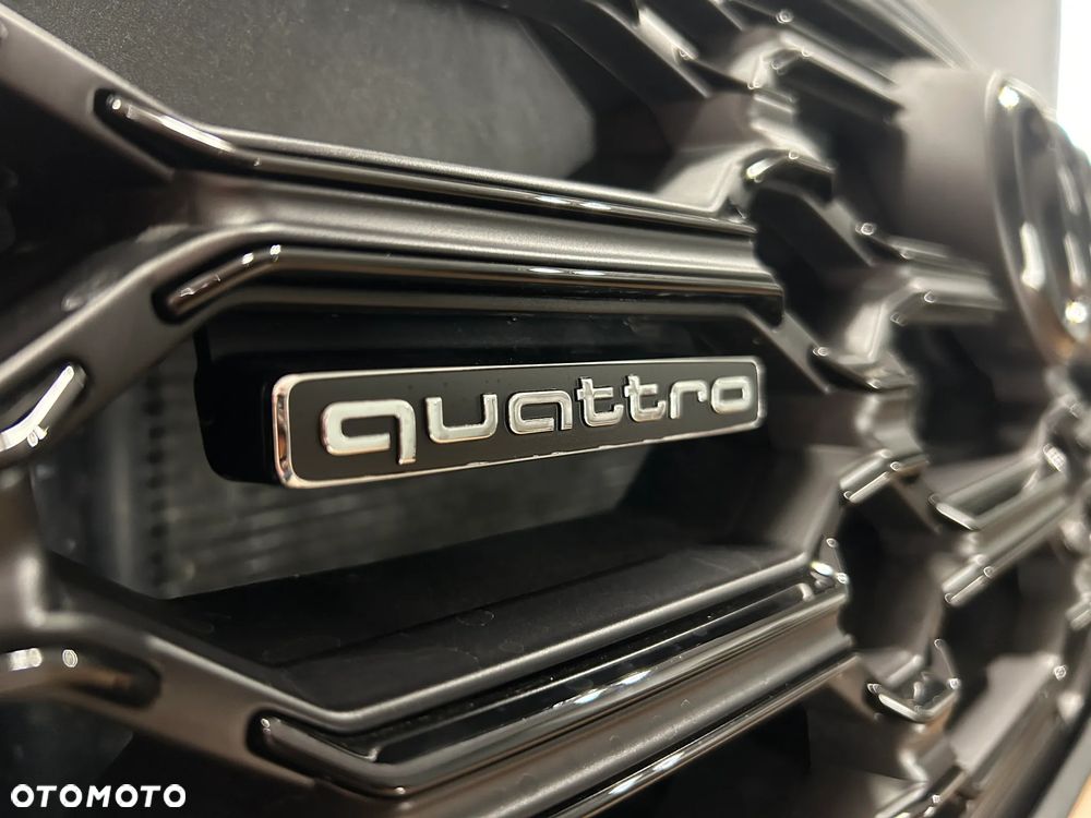 Audi Q5 40 TDI quattro S tronic S line - 13