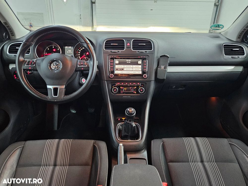 Volkswagen Golf 2.0 TDI DPF 4Motion Highline - 18