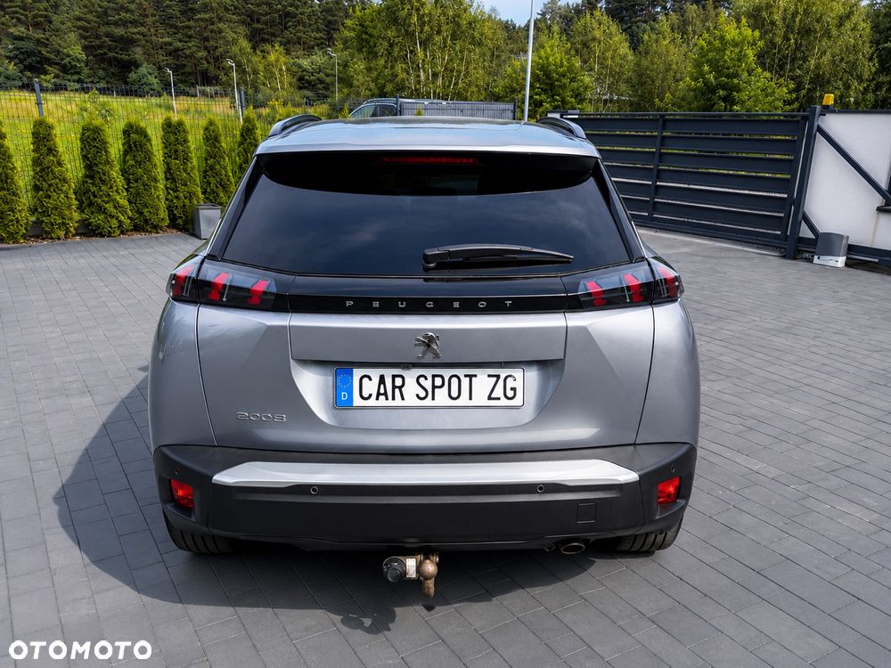 Peugeot 2008 1.2T Allure S&S - 9