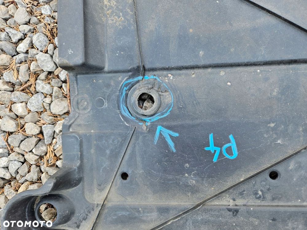 TOYOTA PRIUS IV 16- OSŁONA PODWOZIA ŚRODKOWA PRAWA 58165-47030 - 2