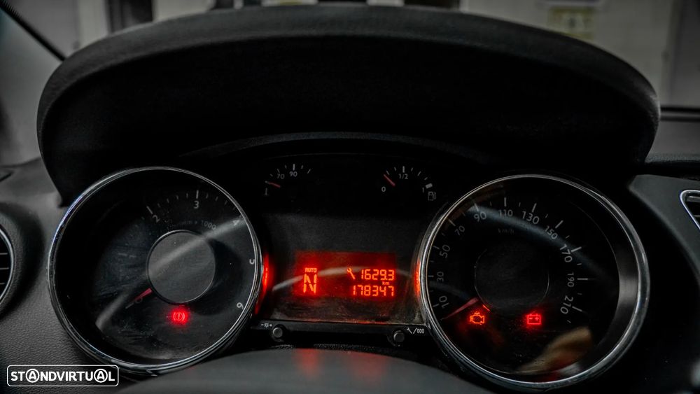 Peugeot 3008 - 15