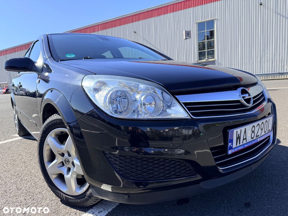 Opel Astra 1.6 Edition 111 Jahre - 7