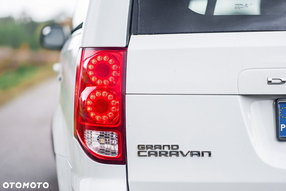 Dodge Grand Caravan 3.6 Express - 5