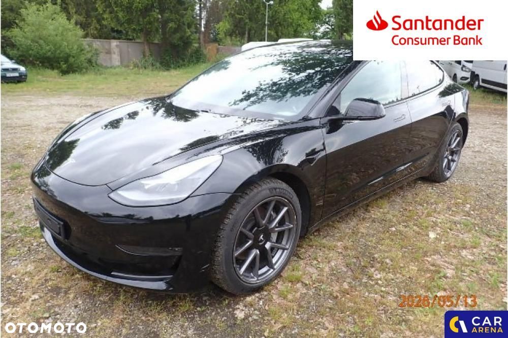 Tesla Model 3 - 3