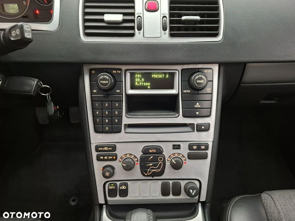 Volvo XC 90 2.4 D5 Kinetic - 17