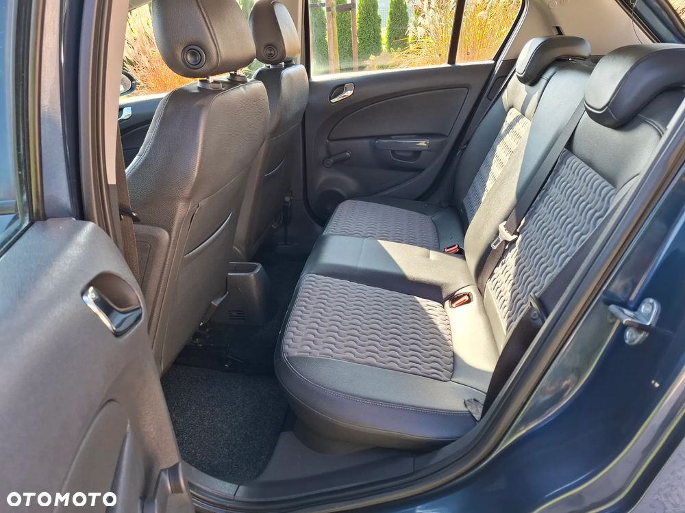 Opel Corsa 1.4 T Cosmo S&S - 36