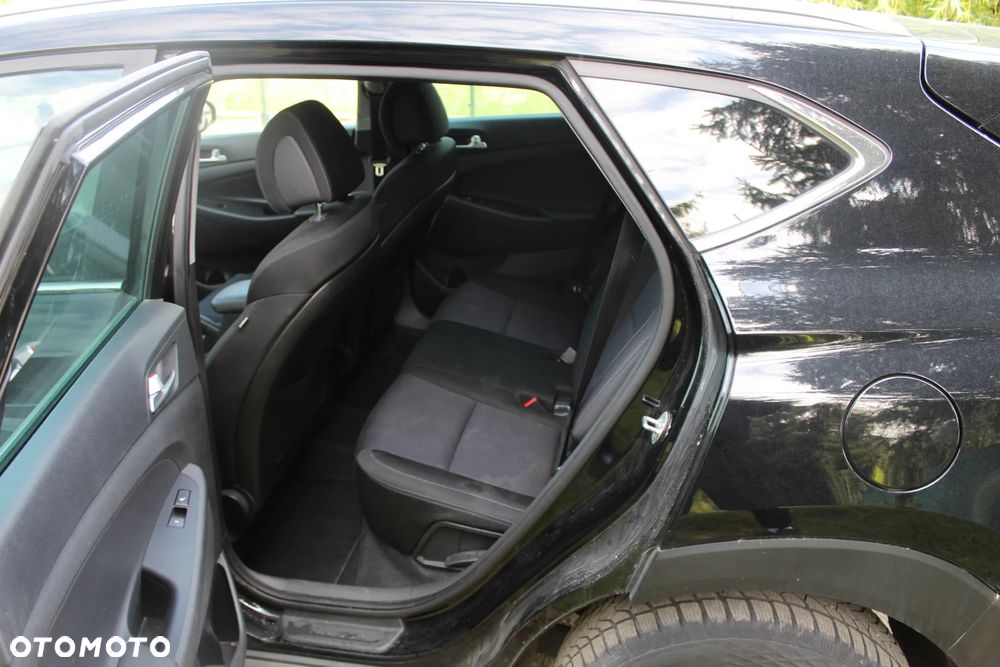 Hyundai Tucson 2.0 CRDI 2WD Style - 12