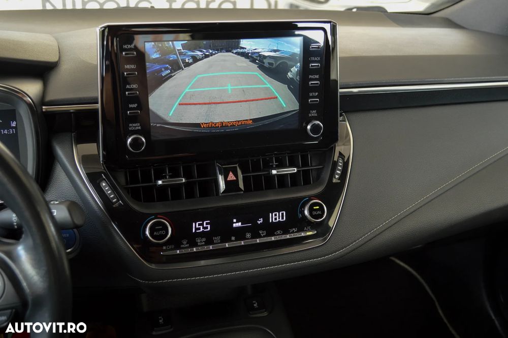 Toyota Corolla 2.0 Business Edition - 24