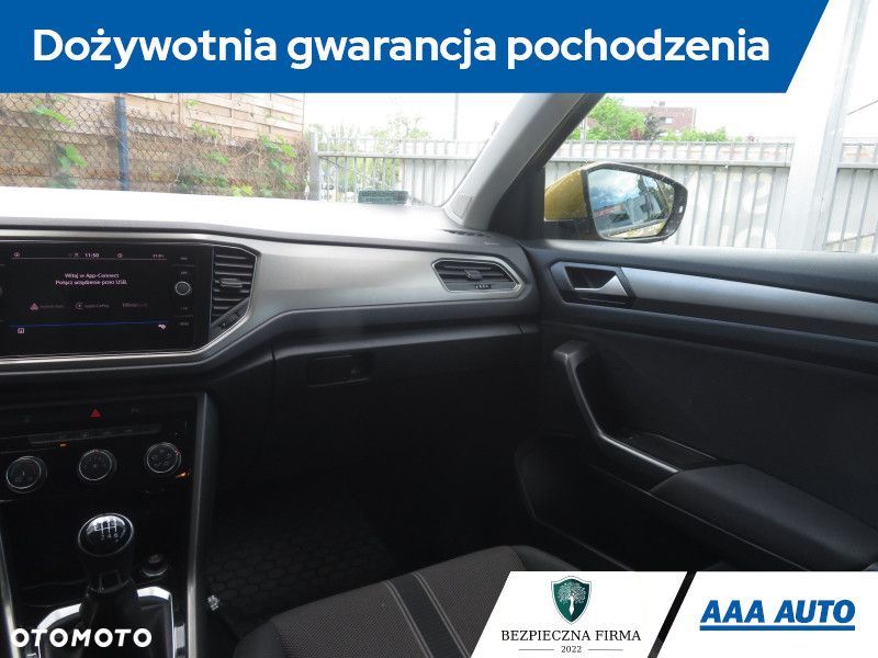 Volkswagen T-Roc - 10