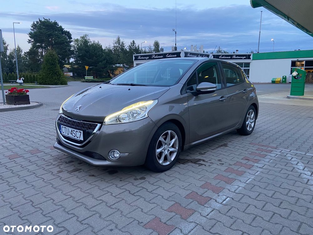 Peugeot 208 95 VTI Active - 1