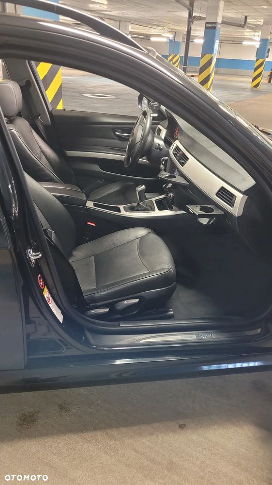 BMW Seria 3 - 24