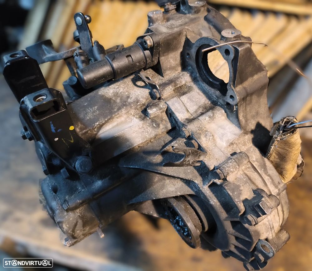 CAIXA DE VELOCIDADES SKODA FABIA I 1.4MPI 002301107T FNK - 3