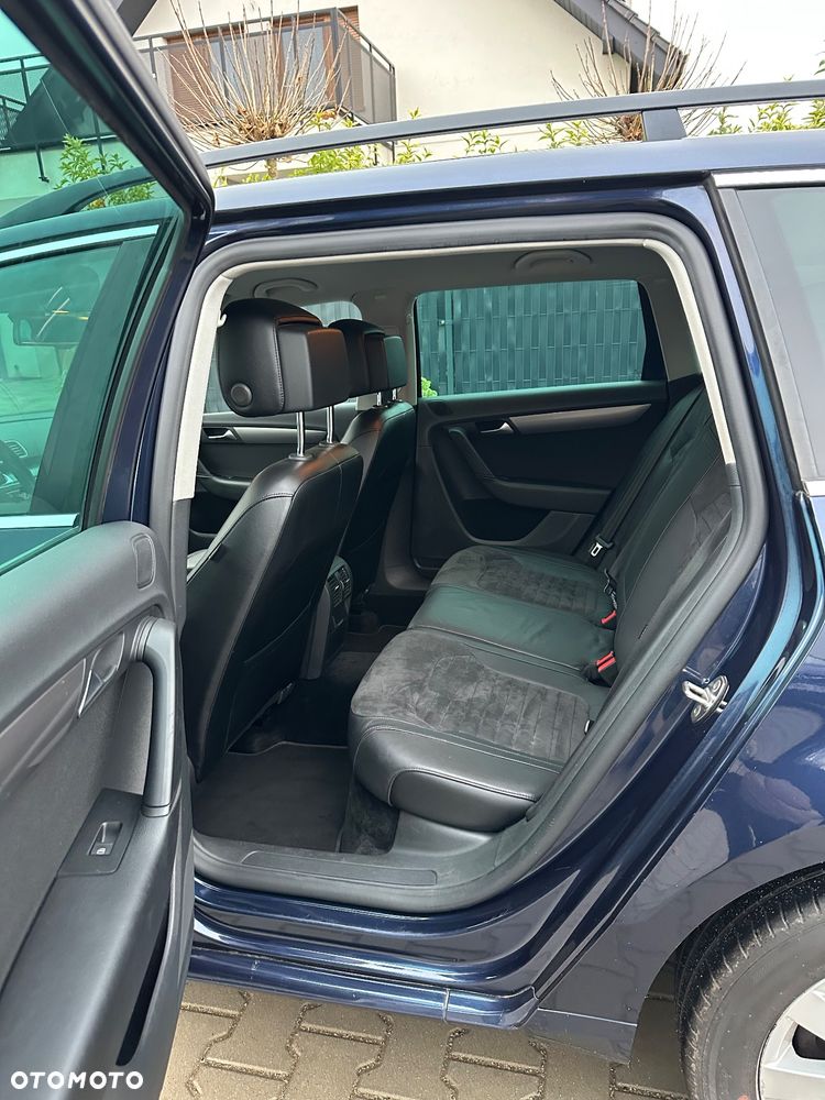 Volkswagen Passat - 29