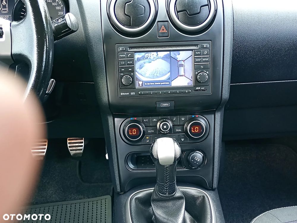 Nissan Qashqai+2 - 33
