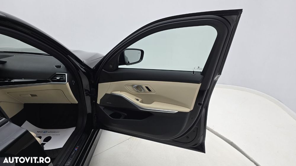 BMW Seria 3 - 18