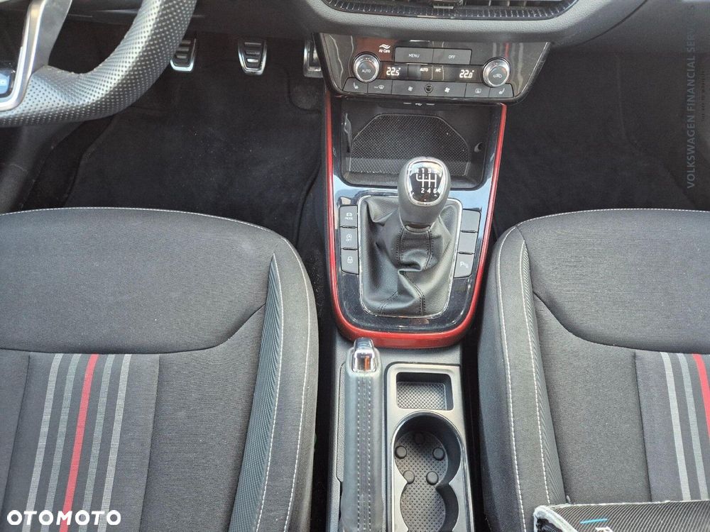Skoda Fabia 1.0 TSI Monte Carlo - 12
