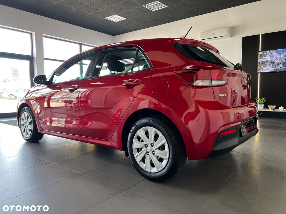 Kia Rio - 3