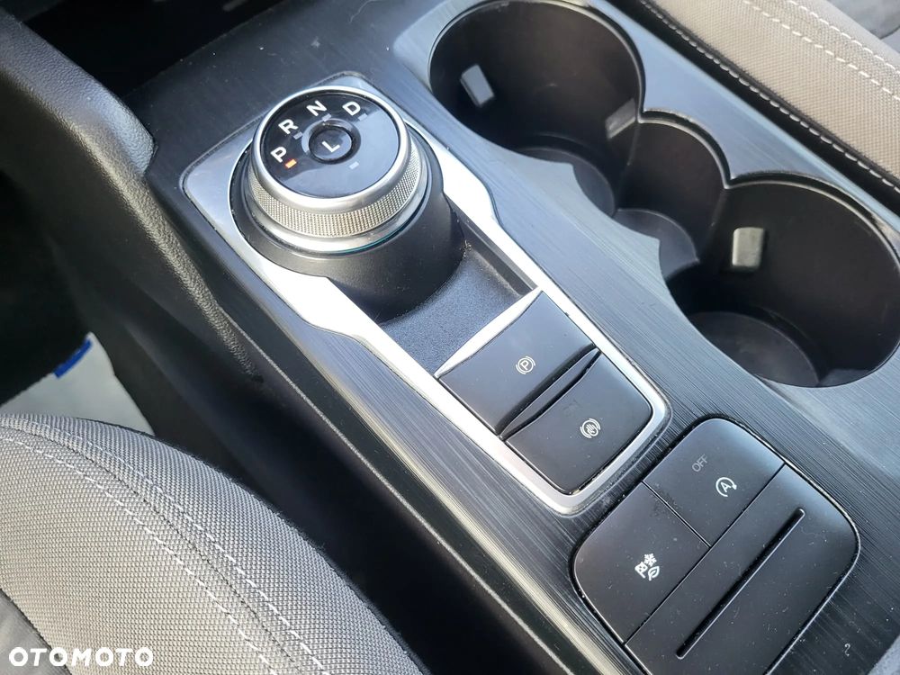 Ford Kuga 1.5 EcoBoost ST-LINE - 25