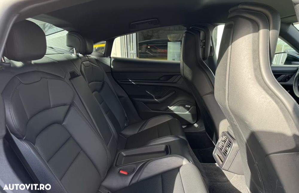 Porsche Taycan 4S Performancebatterie Plus - 23