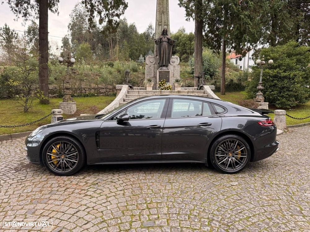 Porsche Panamera 4 S - 24
