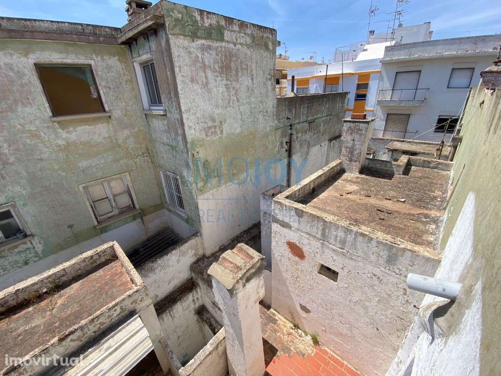 Investimento Exclusivo no Centro de Vila Real Santo António - Grande imagem: 4/49