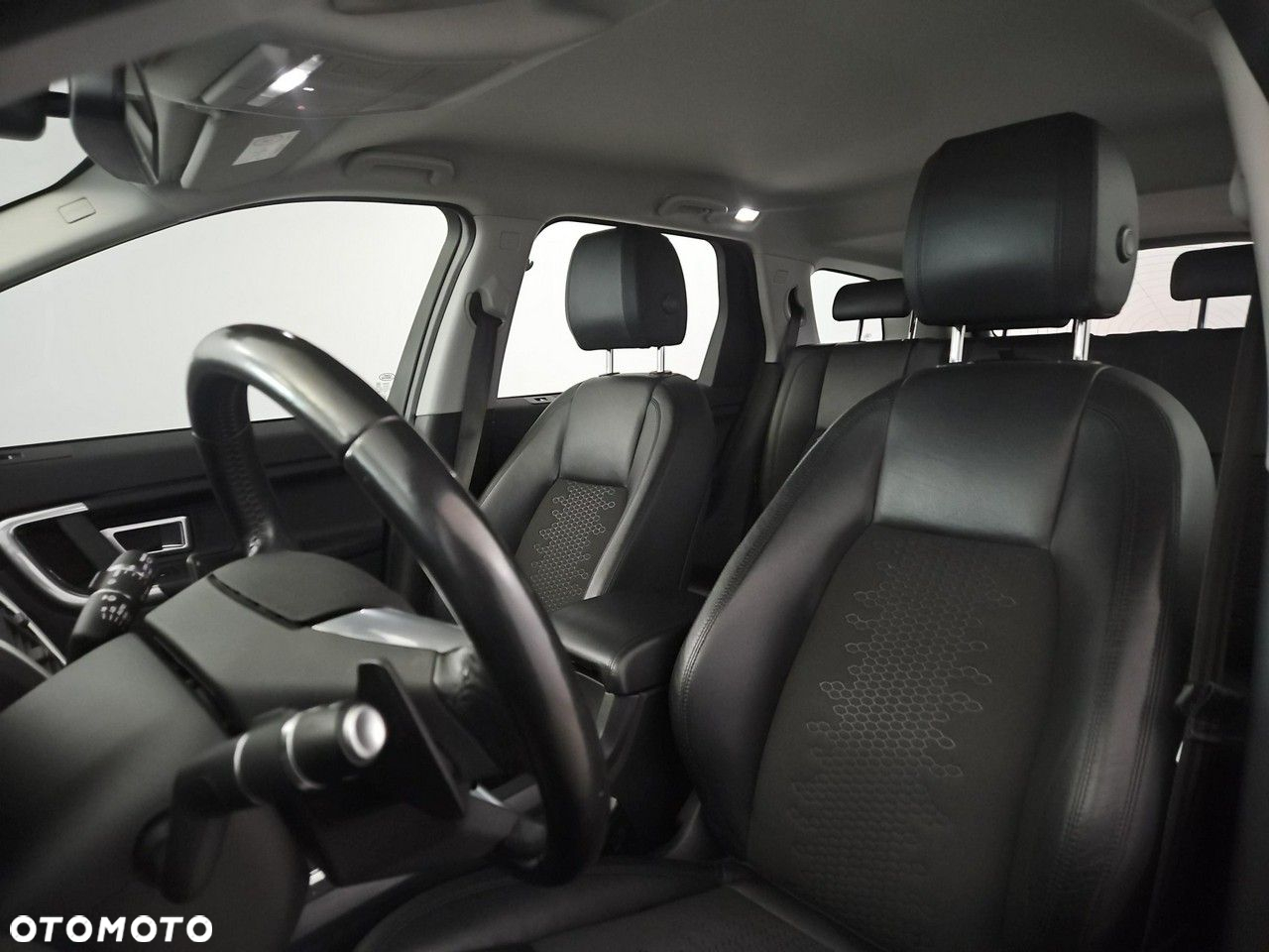 Land Rover Discovery Sport 2.0 TD4 SE - 11