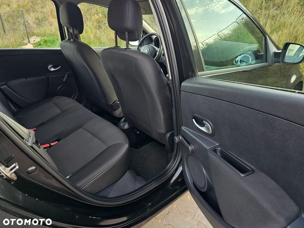 Renault Clio - 7