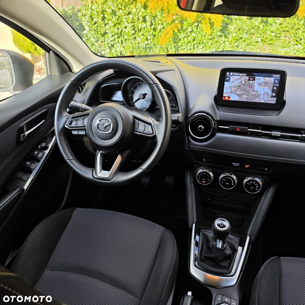 Mazda 2 - 15