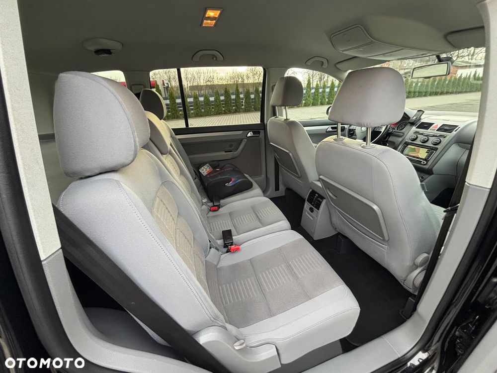 Volkswagen Touran 2.0 TDI DSG Highline - 22