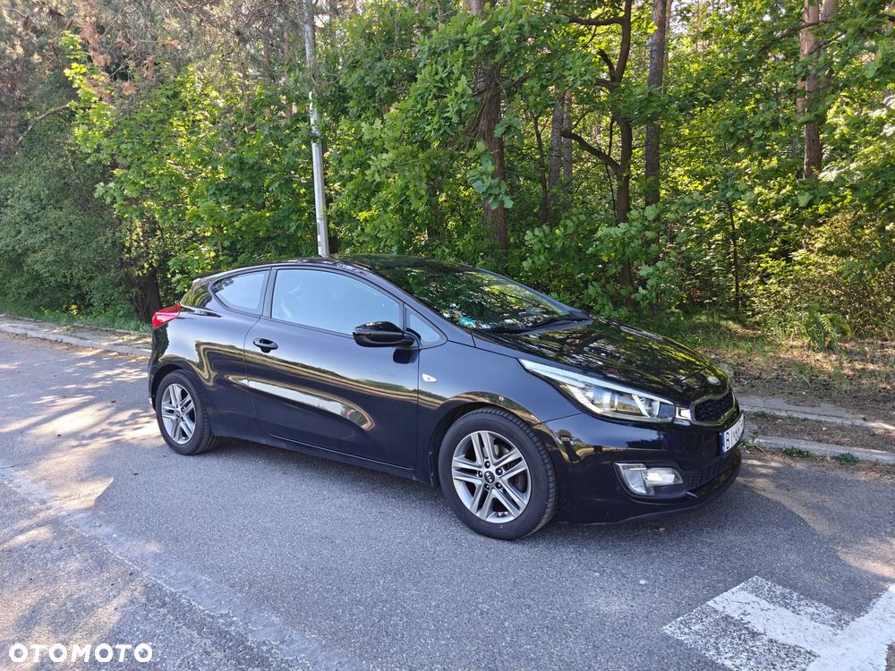 Kia ProCeed - 10