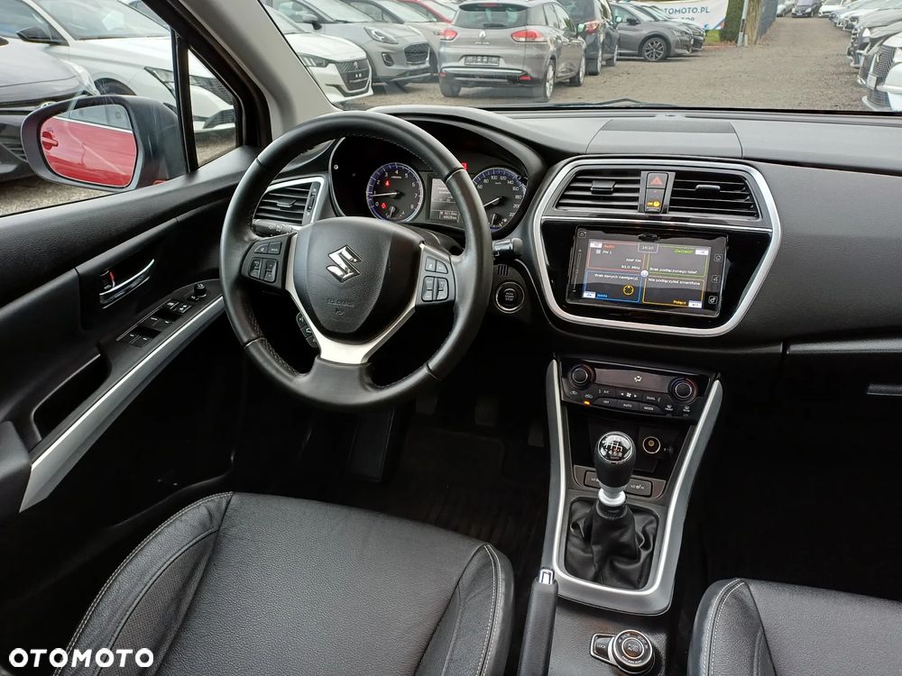 Suzuki SX4 S-Cross 1.4 T Premium 4WD - 21