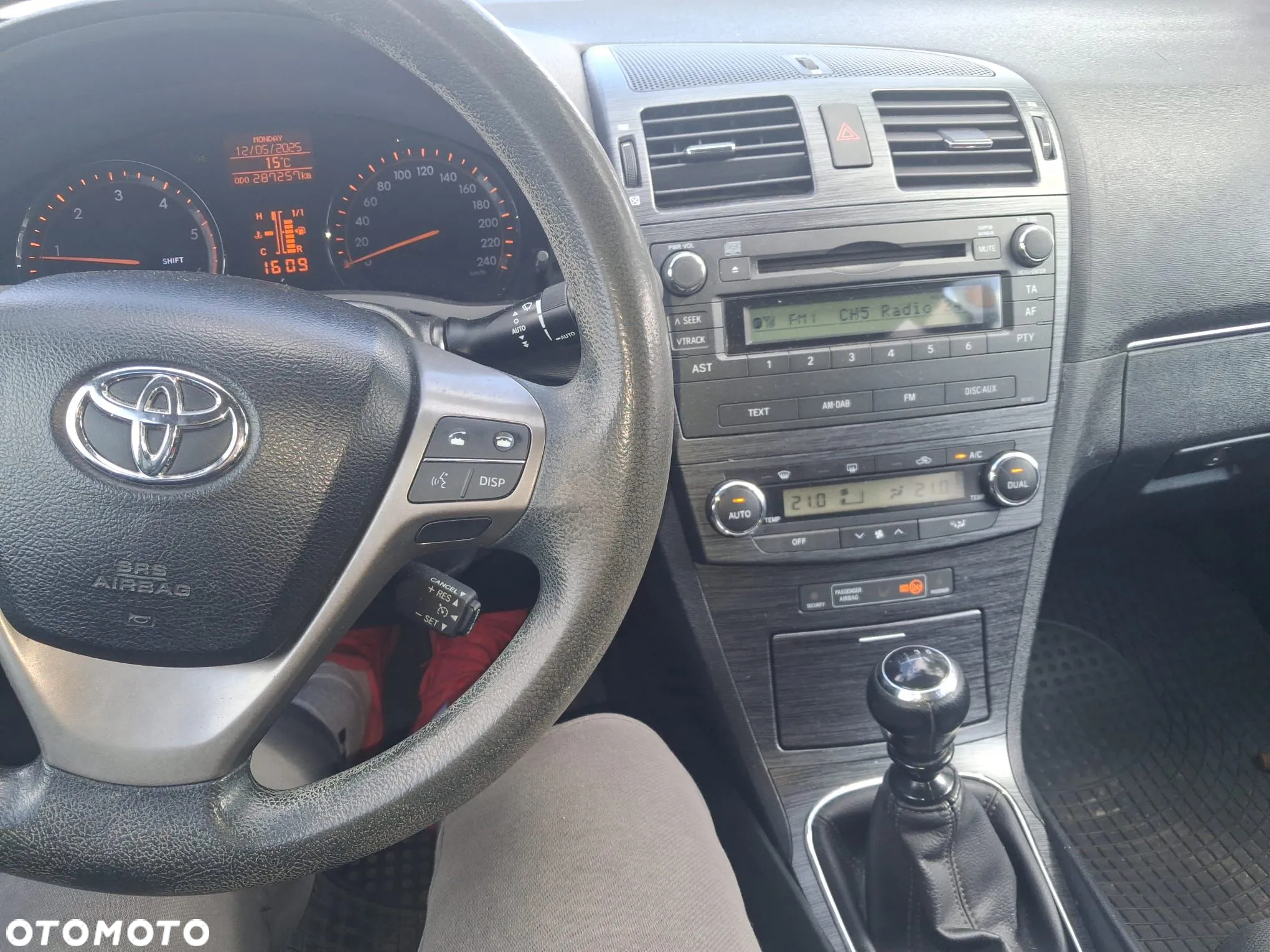 Toyota Avensis - 5