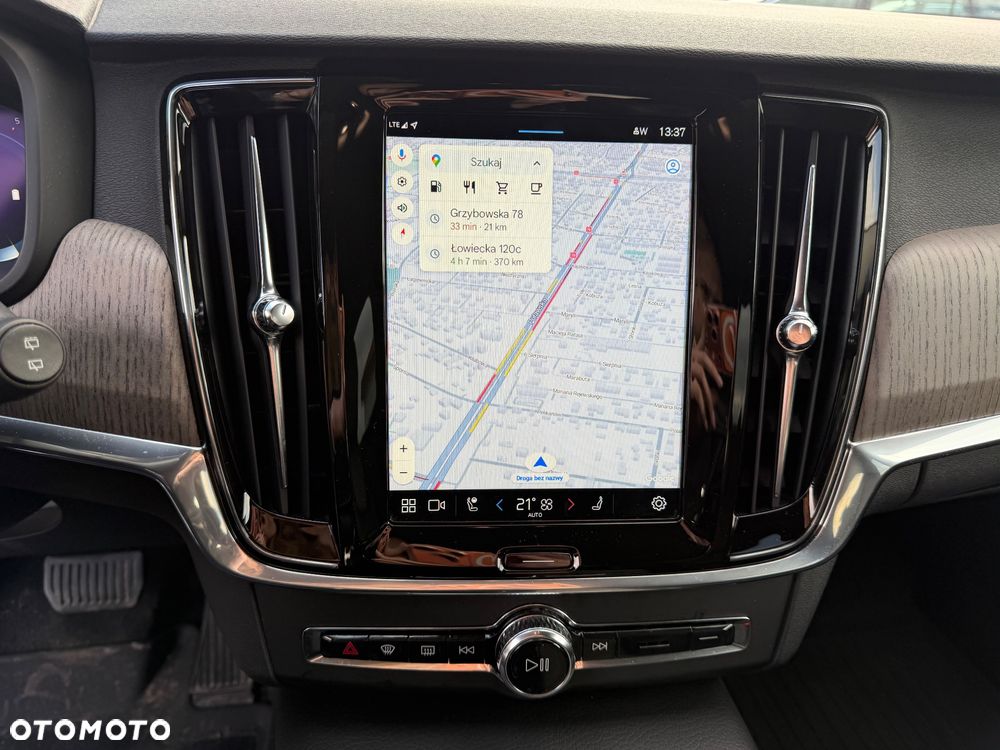 Volvo V90 Cross Country D5 AWD Pro - 29