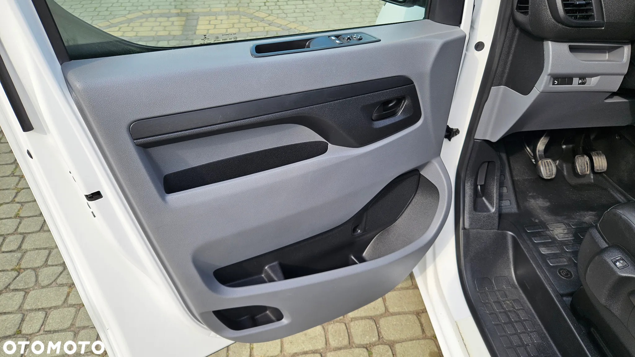 Toyota Proace 2,0D - 16