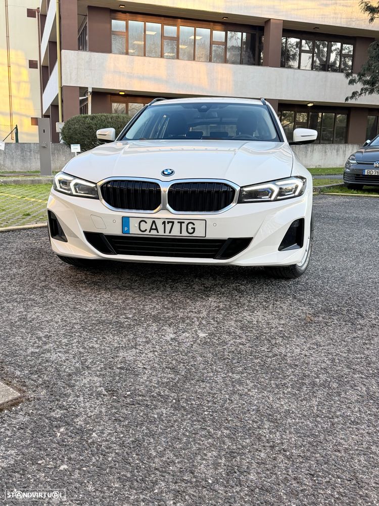 BMW 330 e iPerformance Line Sport - 2