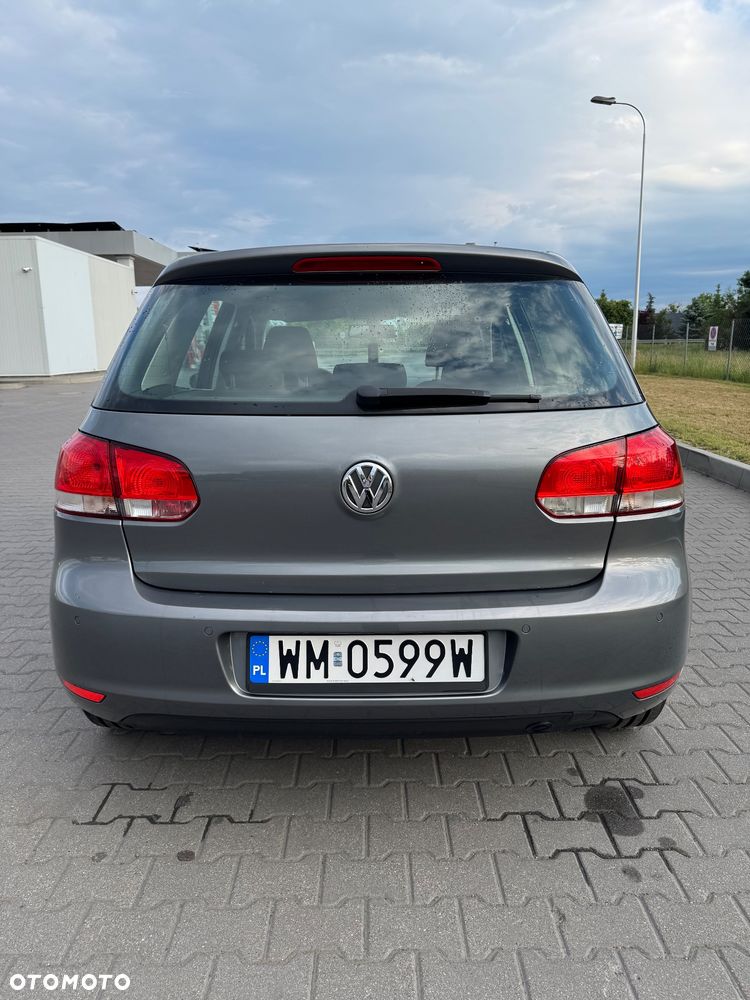 Volkswagen Golf - 5