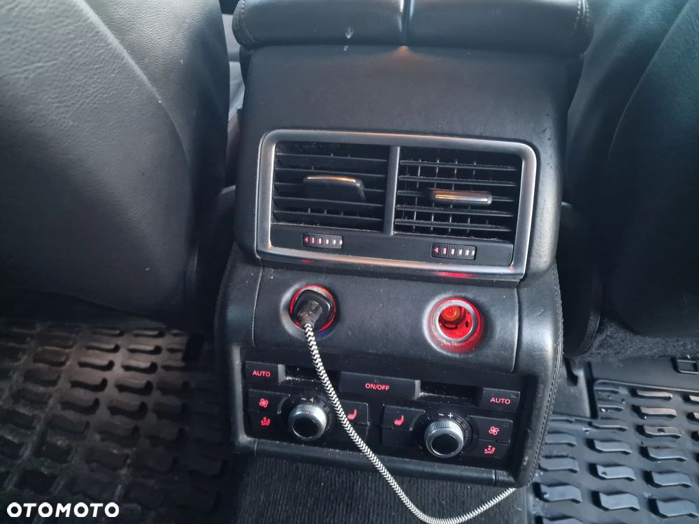 Audi Q7 - 15