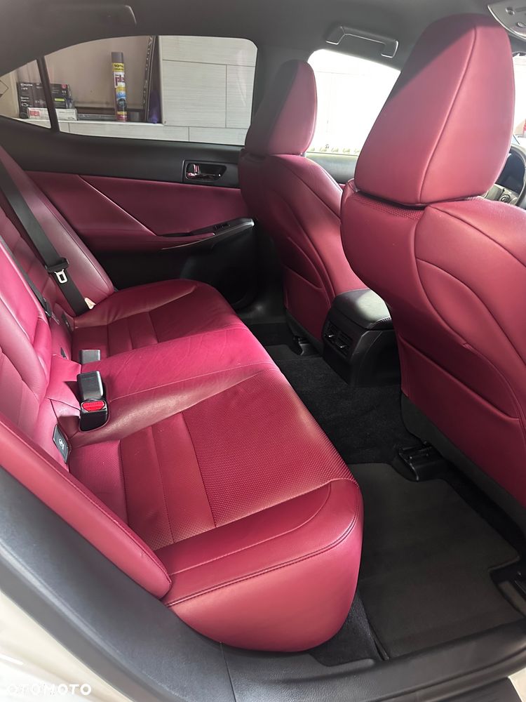 Lexus IS 250 F Sport - 18