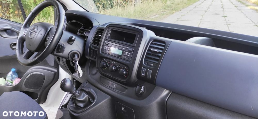 Opel Vivaro - 14