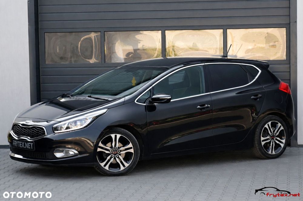 Kia Ceed - 8