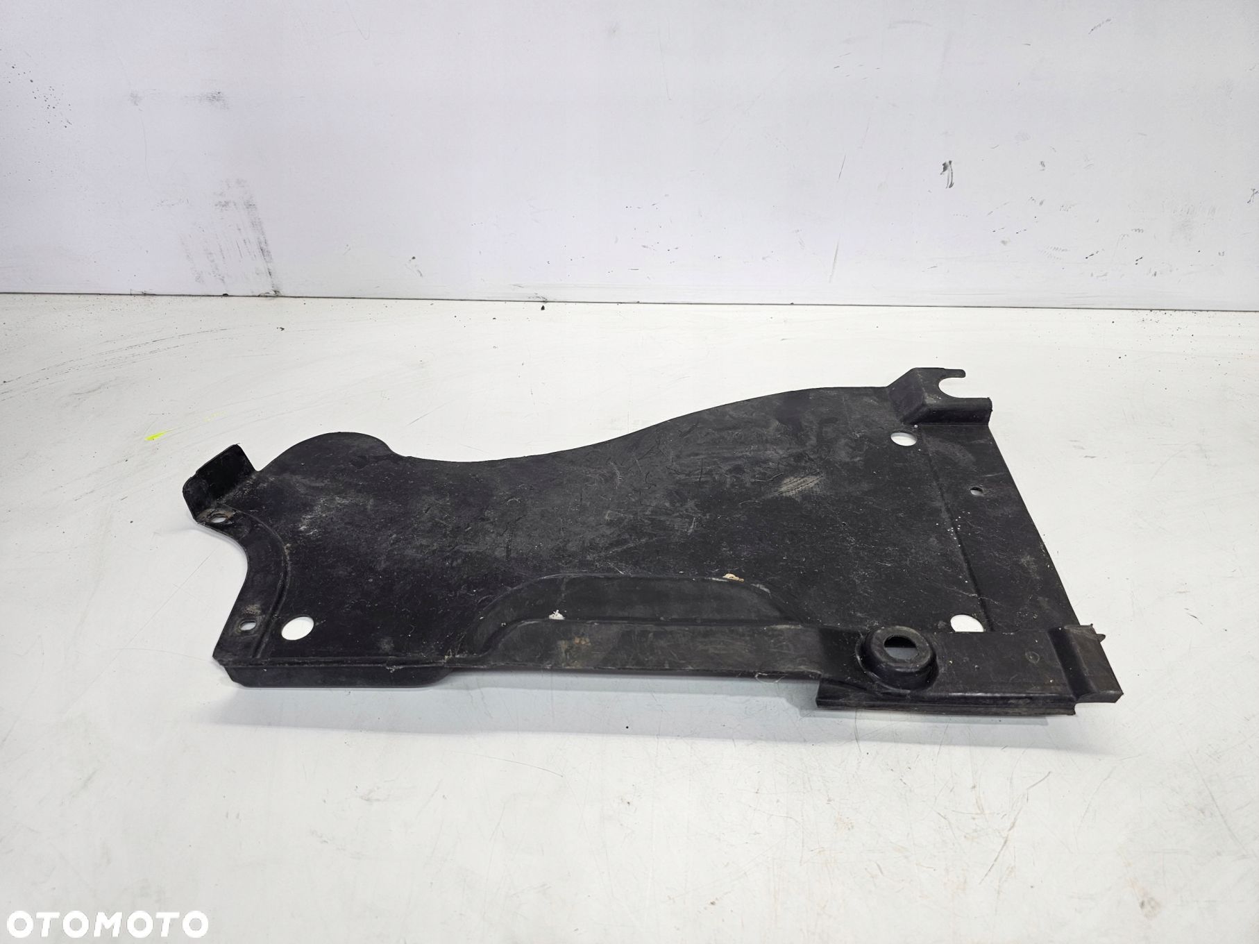 OSŁONA PODWOZIA PRAWY TYŁ AUDI A4 B6 B7 8E0825216B - 1