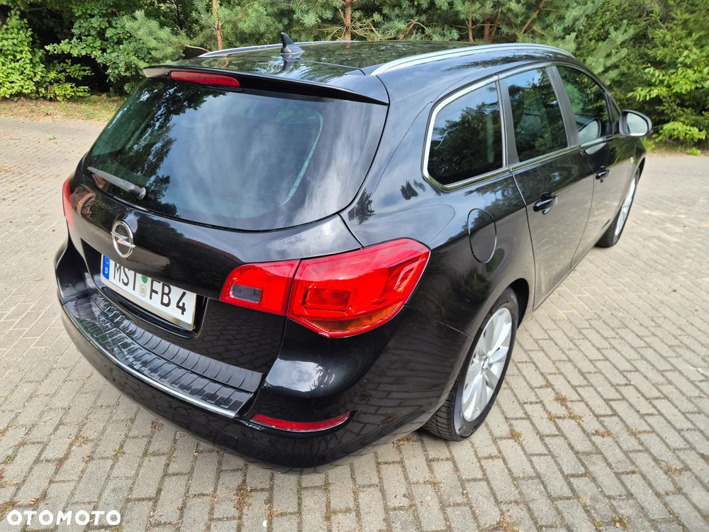 Opel Astra 1.4 T Cosmo - 3