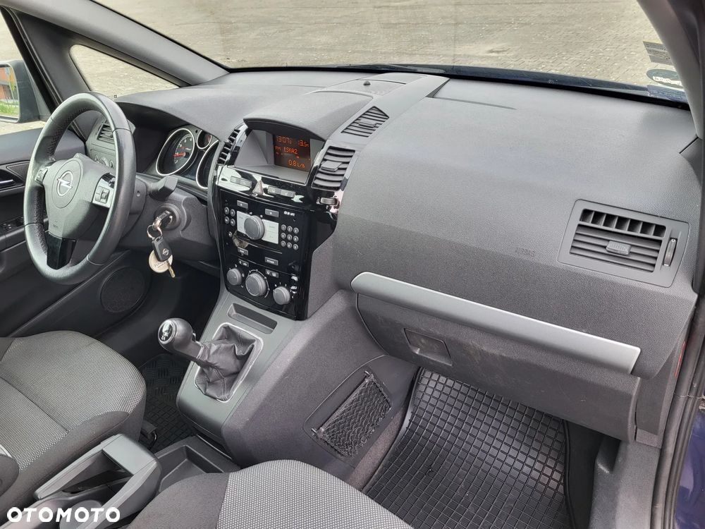 Opel Zafira 1.8 Design Edition - 11